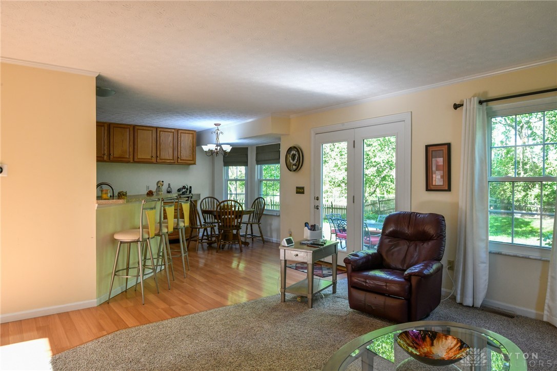 Lebanon, Ohio 45036, United States, 3 Bedrooms Bedrooms, ,3 BathroomsBathrooms,Residential,Pending,126359