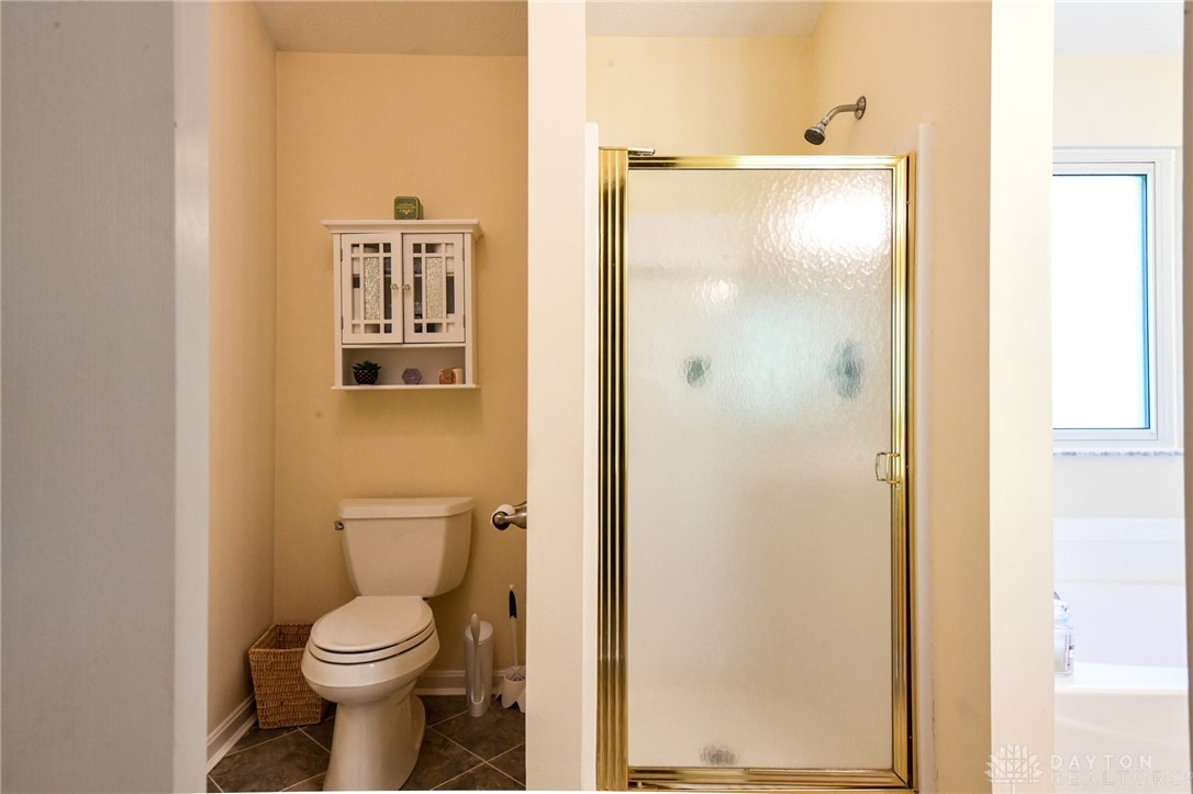 Lebanon, Ohio 45036, United States, 3 Bedrooms Bedrooms, ,3 BathroomsBathrooms,Residential,Pending,126359