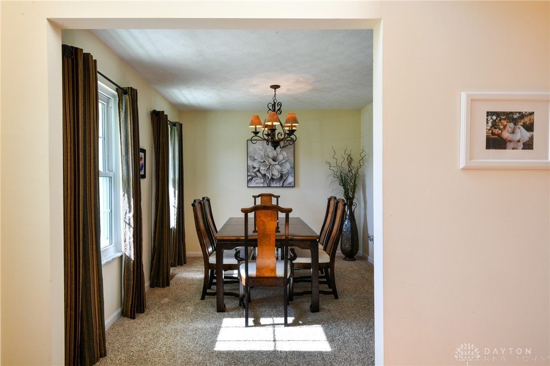 Lebanon, Ohio 45036, United States, 3 Bedrooms Bedrooms, ,3 BathroomsBathrooms,Residential,Pending,126359