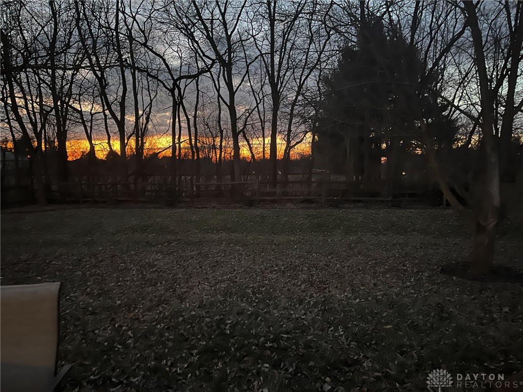 Lebanon, Ohio 45036, United States, 3 Bedrooms Bedrooms, ,3 BathroomsBathrooms,Residential,Pending,126359