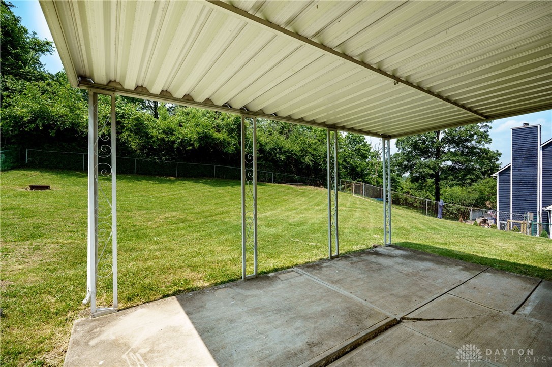 539 Fitzooth Drive, Miamisburg, Ohio image 32