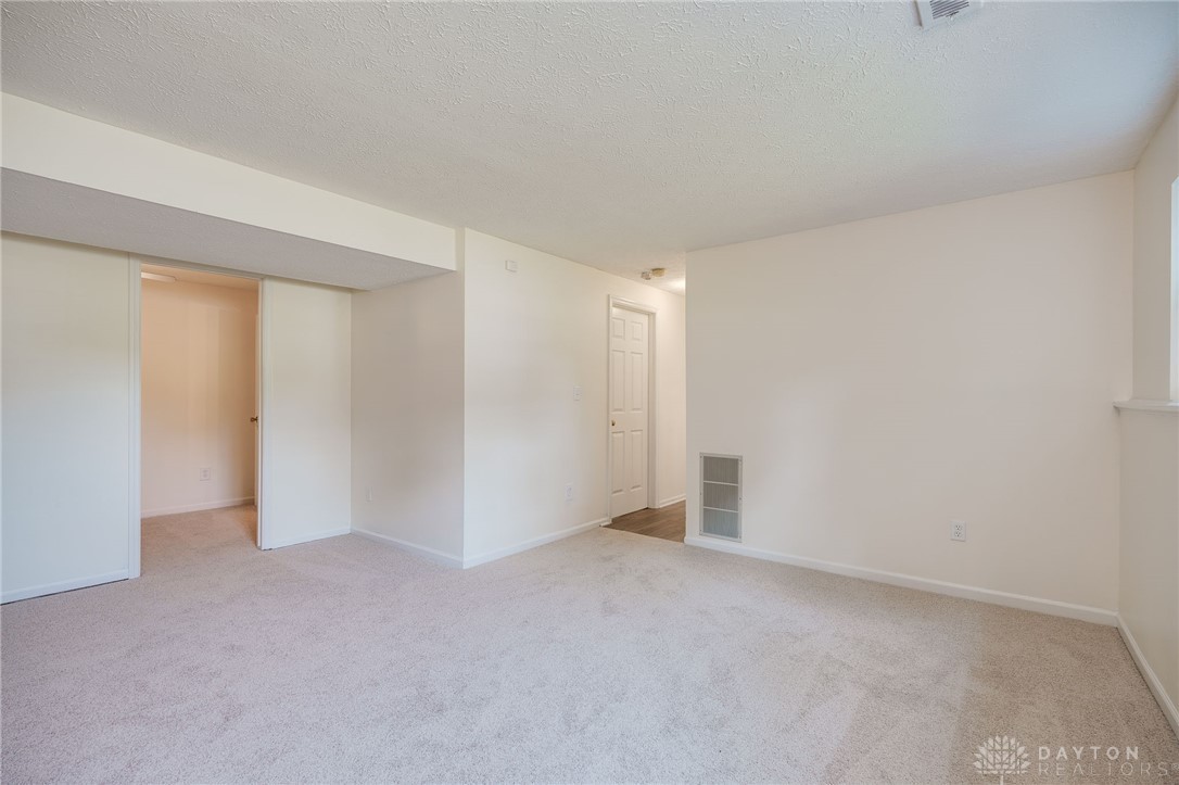 539 Fitzooth Drive, Miamisburg, Ohio image 25