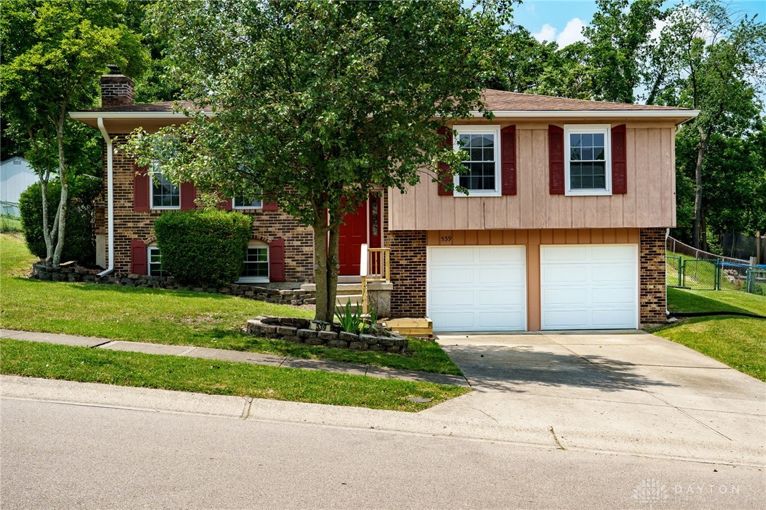 539 Fitzooth Drive, Miamisburg, Ohio image 2