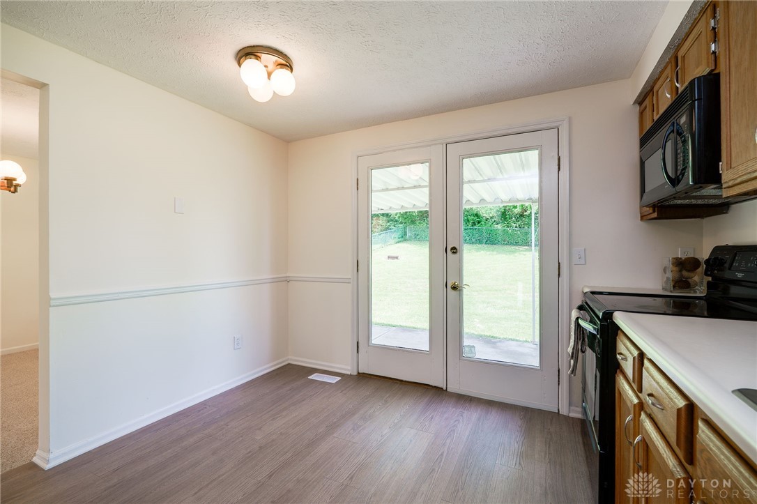 539 Fitzooth Drive, Miamisburg, Ohio image 14