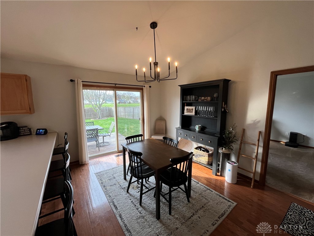 5585 W Ridgewood Road, Springfield, Ohio image 6