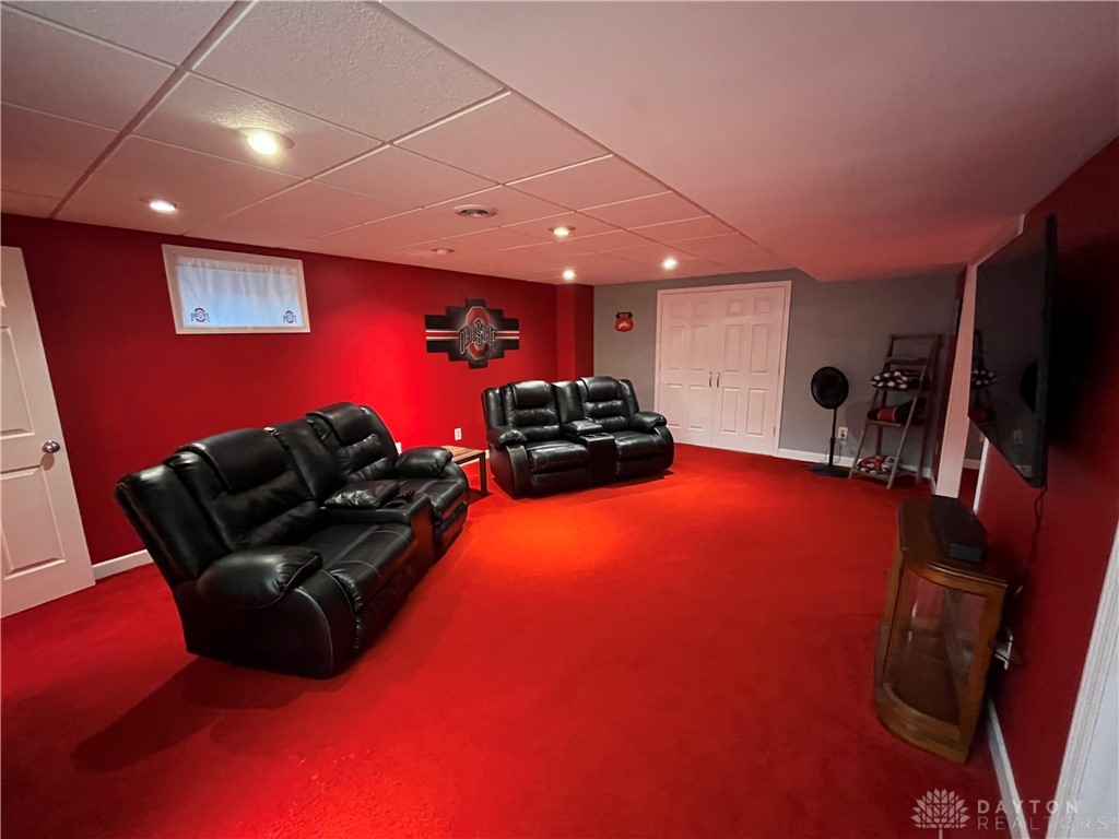 5585 W Ridgewood Road, Springfield, Ohio image 24