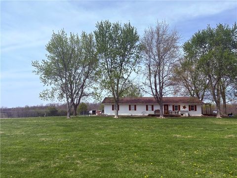 Photo of 366 Oh-121, New Paris, OH 45347 (MLS # 956462)