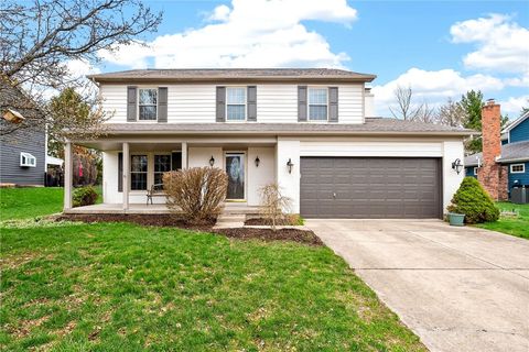 Photo of 40 Turnberry Court, Springboro, OH 45066 (MLS # 954327)