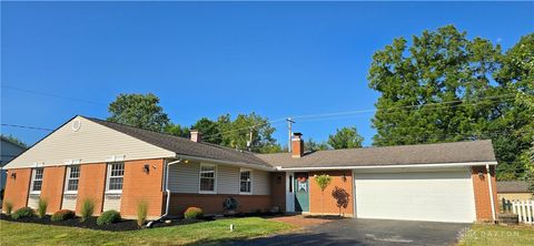 Photo of 321 Princewood Avenue, Dayton, OH 45429 (MLS # 943173)