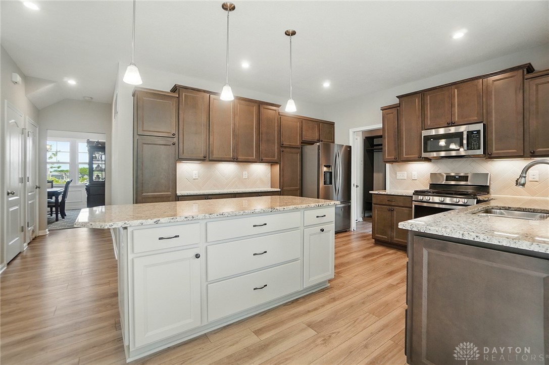 1881 Archerfield Place, Miamisburg, Ohio image 25