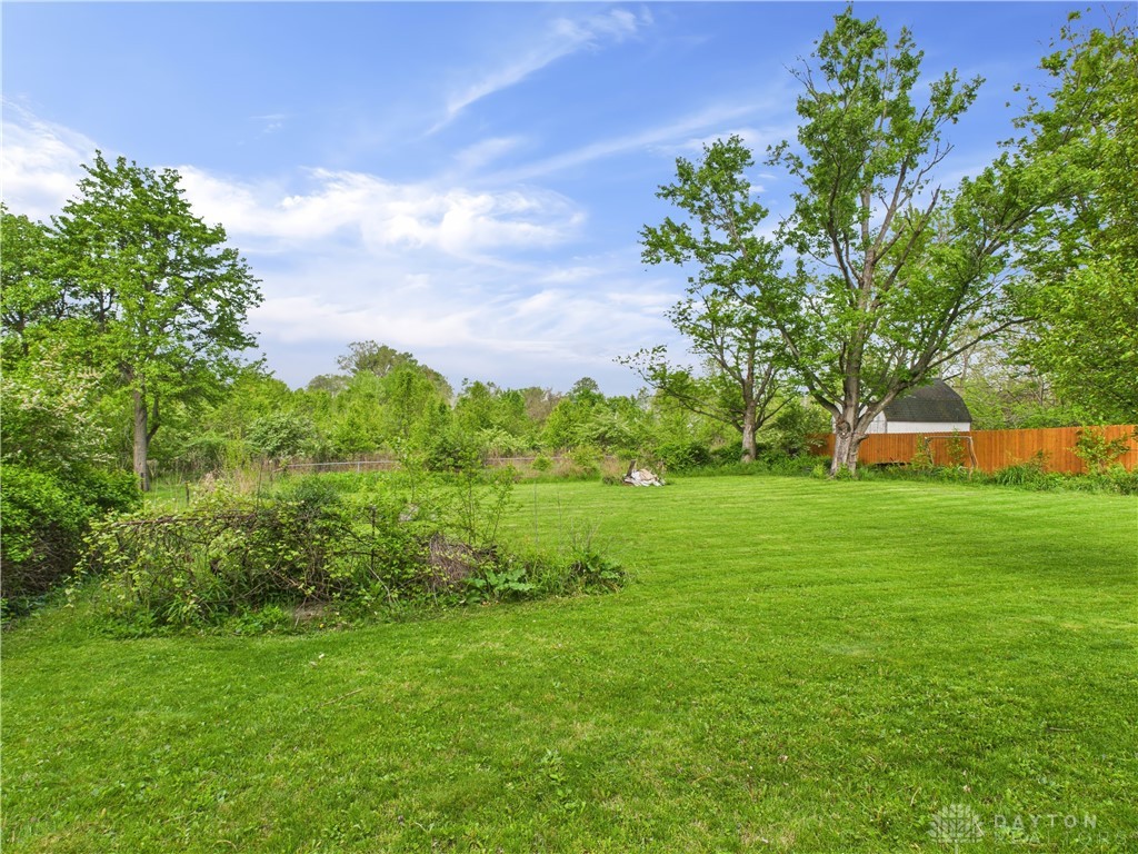 93 S Diamond Mill Road, Clayton, Ohio image 5