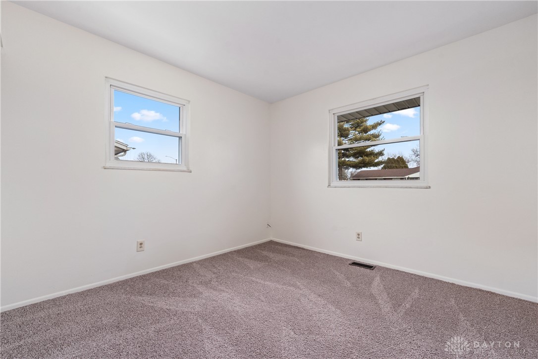 1500 Ottawa Drive, Xenia, Ohio image 19