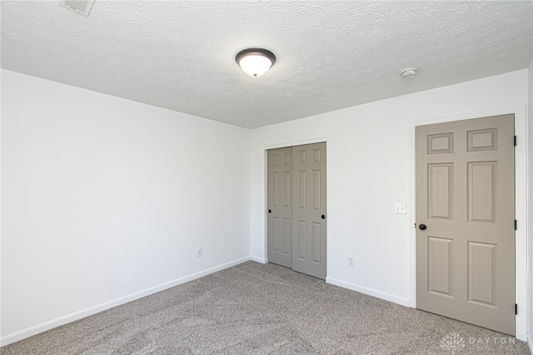 2670 Jenny Marie Drive, Xenia, Ohio image 14