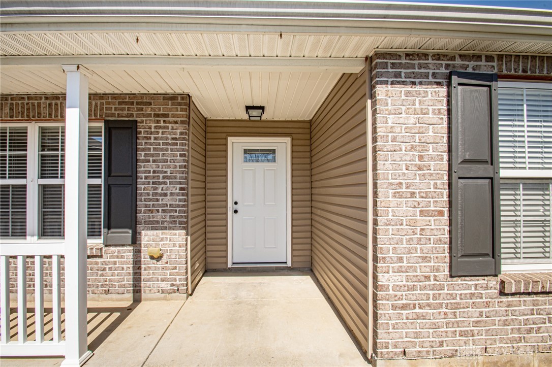 2670 Jenny Marie Drive, Xenia, Ohio image 3
