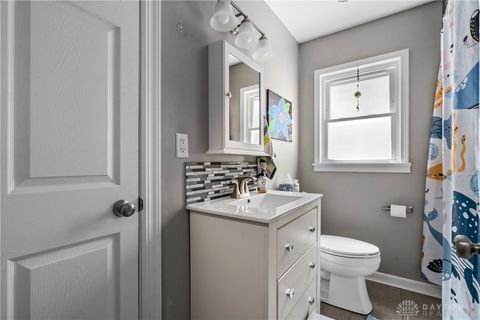 Tiny photo for 441 Cushing Avenue, Kettering, OH 45429 (MLS # 945505)
