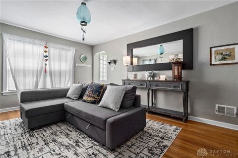 Tiny photo for 441 Cushing Avenue, Kettering, OH 45429 (MLS # 945505)