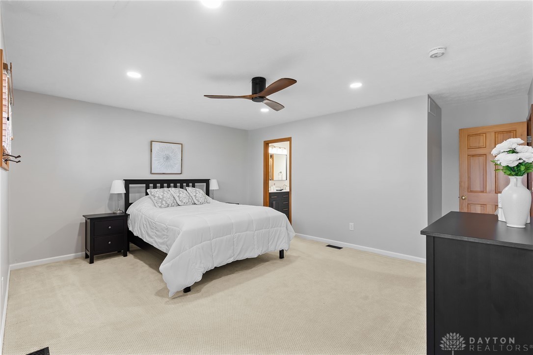 2287 S Ridge Court, Beavercreek, Ohio image 29