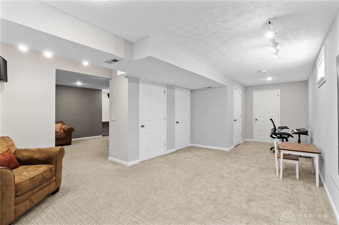 2287 S Ridge Court, Beavercreek, Ohio image 46