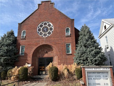 Homes For Sale - 705 N Barron Street<br/> Eaton, OH 45320