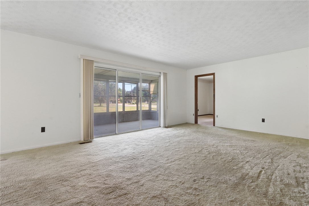 2430 W Choctaw Drive