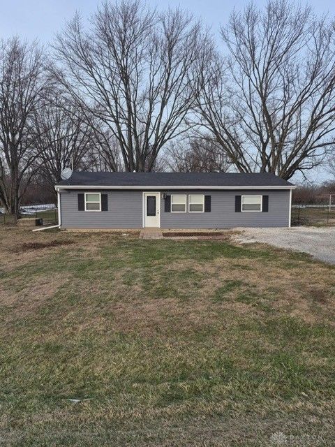 Photo of 665 E Geiserman Road, Piqua, OH 45356 (MLS # 950098)