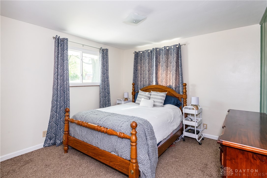 3093 Warner Drive, Fairborn, Ohio image 21