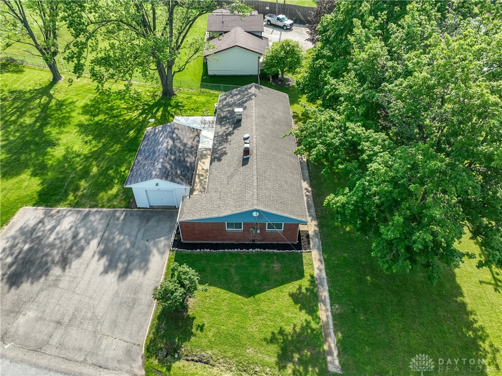 3093 Warner Drive, Fairborn, Ohio image 41