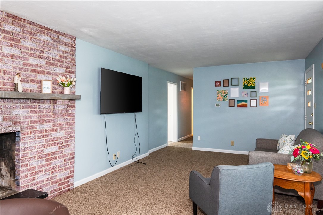 3093 Warner Drive, Fairborn, Ohio image 11