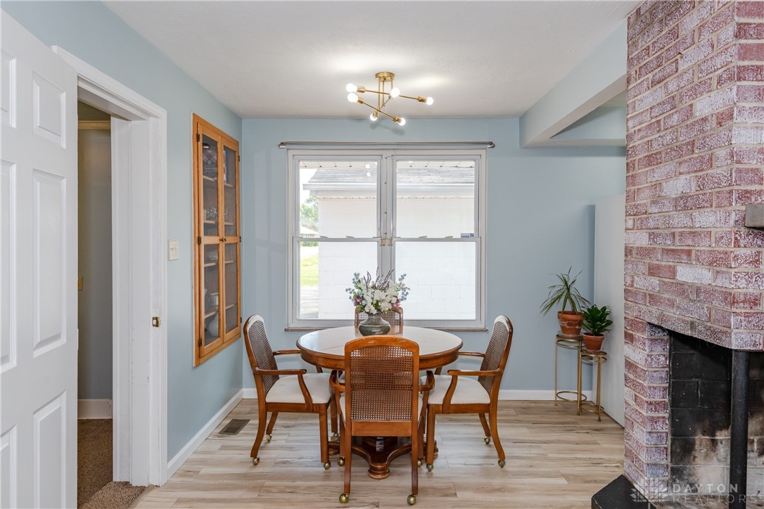 3093 Warner Drive, Fairborn, Ohio image 13