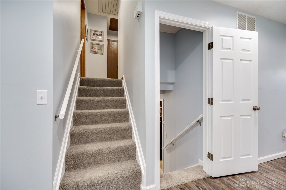 490 Queensgate Road, Springboro, Ohio image 22