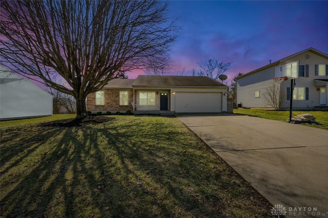 297 Wood Forge Circle, Lebanon, Ohio image 2