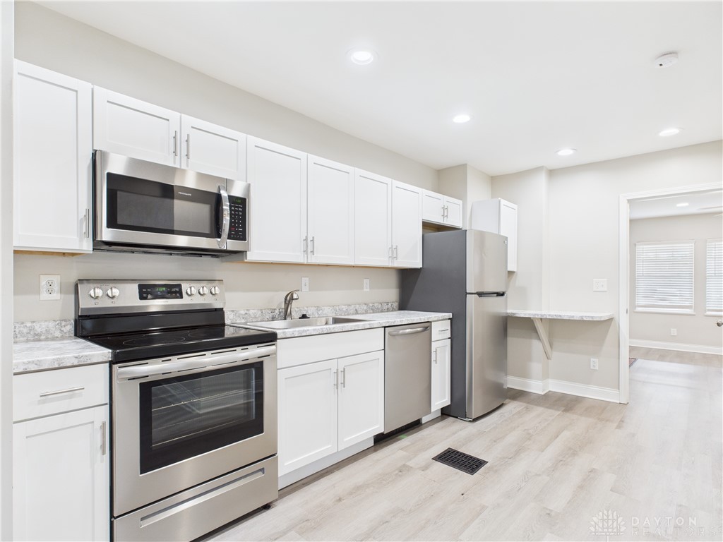 Moraine, Ohio 45439, United States, 2 Bedrooms Bedrooms, ,1 BathroomBathrooms,Residential,Active,215126