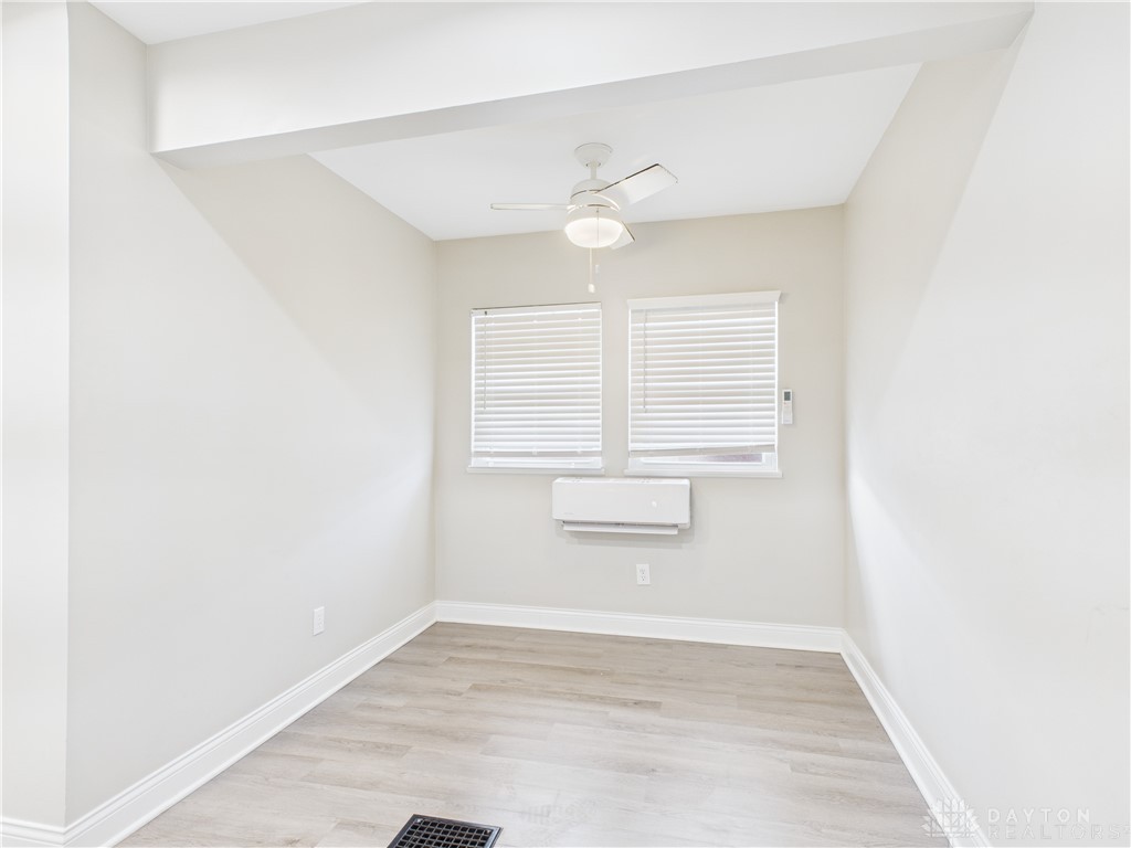 Moraine, Ohio 45439, United States, 2 Bedrooms Bedrooms, ,1 BathroomBathrooms,Residential,Active,215126