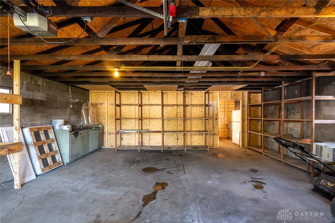 252 S Collier Street, Xenia, Ohio image 24
