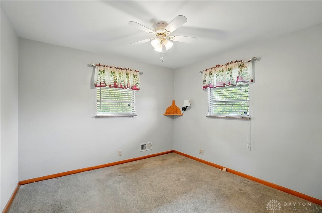 8076 Eastlawn Drive, Franklin, Ohio image 23