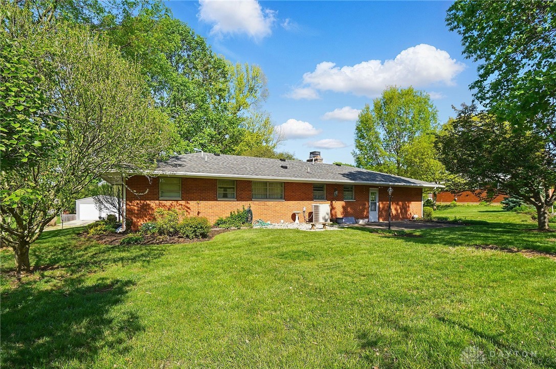 8076 Eastlawn Drive, Franklin, Ohio image 43