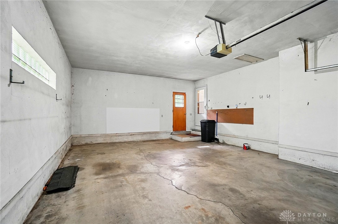 8076 Eastlawn Drive, Franklin, Ohio image 40