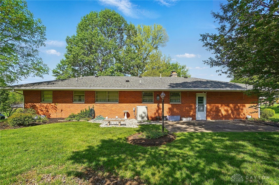 8076 Eastlawn Drive, Franklin, Ohio image 41