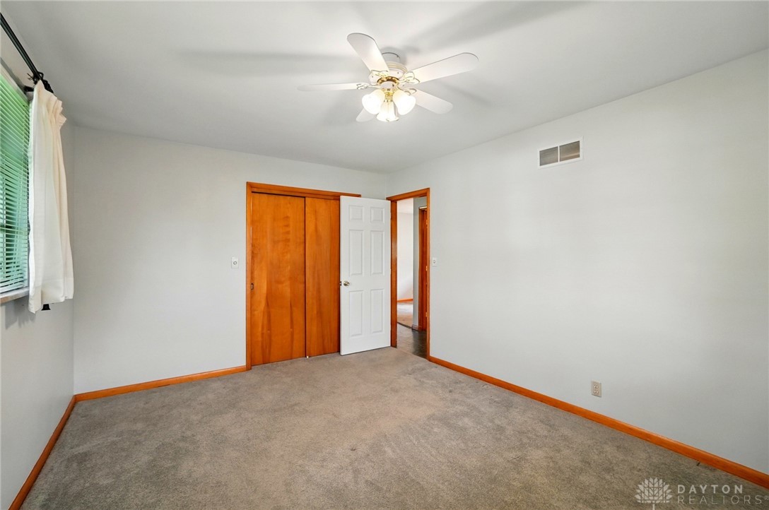8076 Eastlawn Drive, Franklin, Ohio image 18
