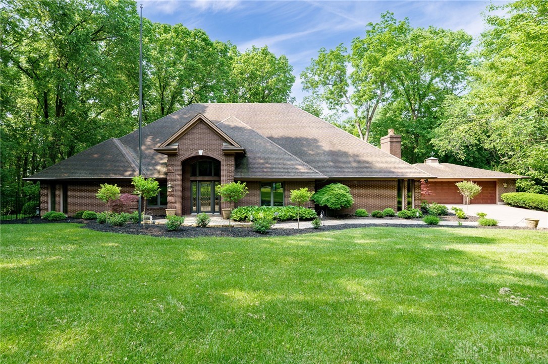 1211 Runnymede Road, Oakwood, Ohio image 1