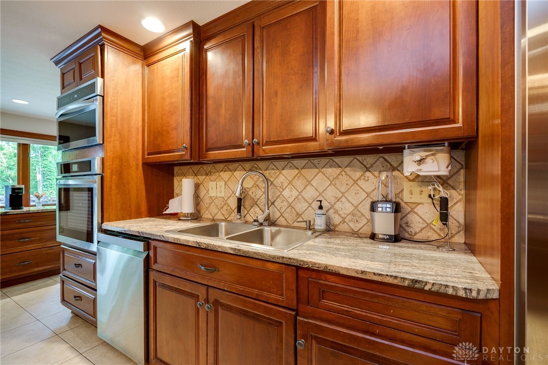 1211 Runnymede Road, Oakwood, Ohio image 35