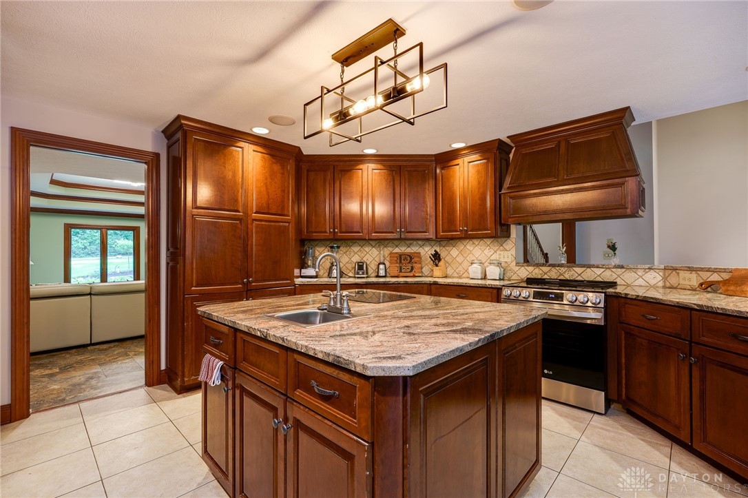 1211 Runnymede Road, Oakwood, Ohio image 37