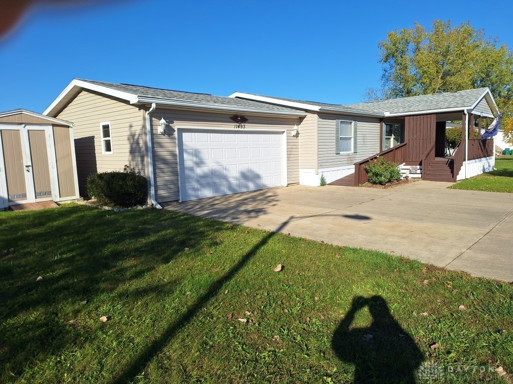 11493 Branch Lane, Miamisburg, Ohio image 1