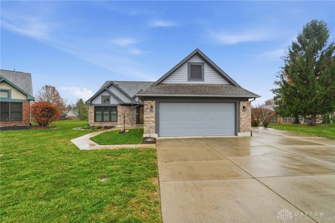 Photo of 430 Craftsbury Court, Dayton, OH 45440 (MLS # 948758)