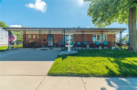 Photo of 7008 Bobolink Place, Harrison Twp, OH 45414 (MLS # 959319)