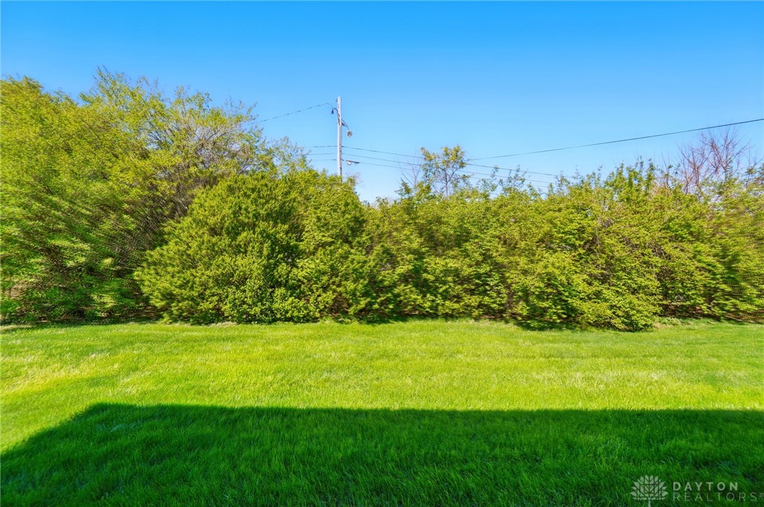2873 Marigold Drive, Dayton, Ohio image 7