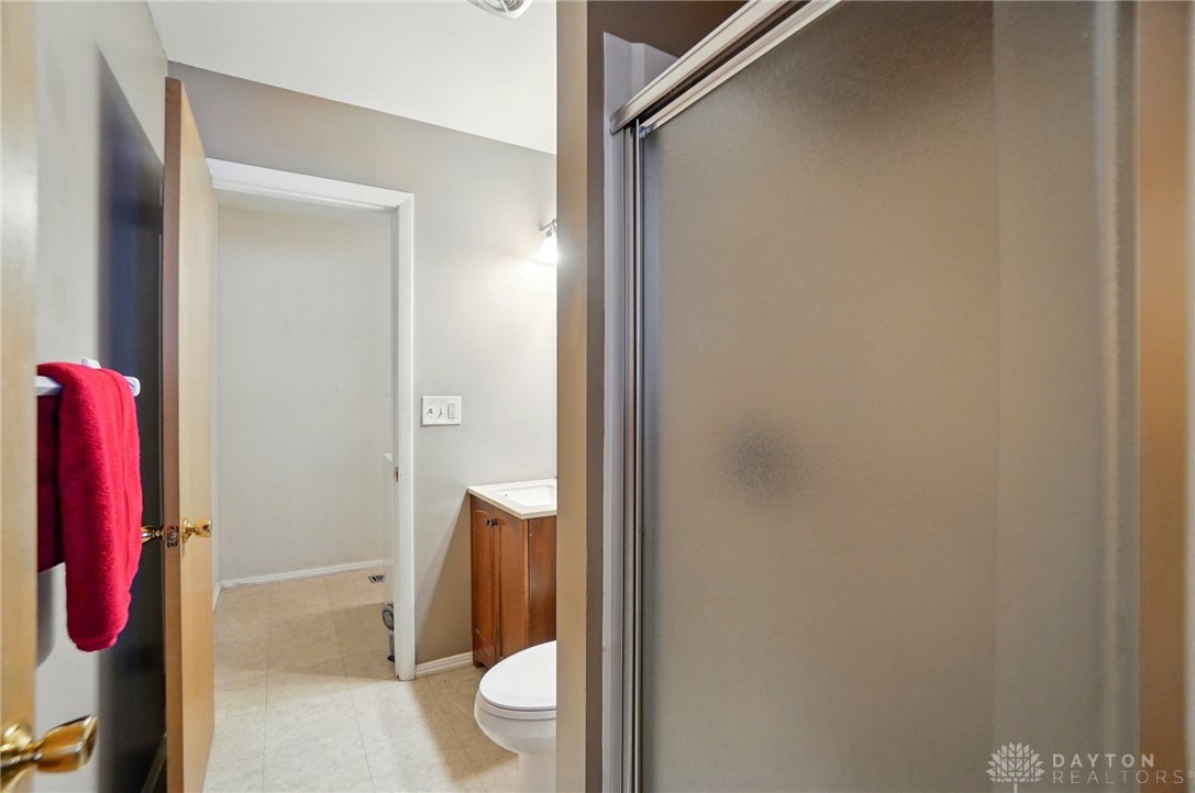 2873 Marigold Drive, Dayton, Ohio image 27