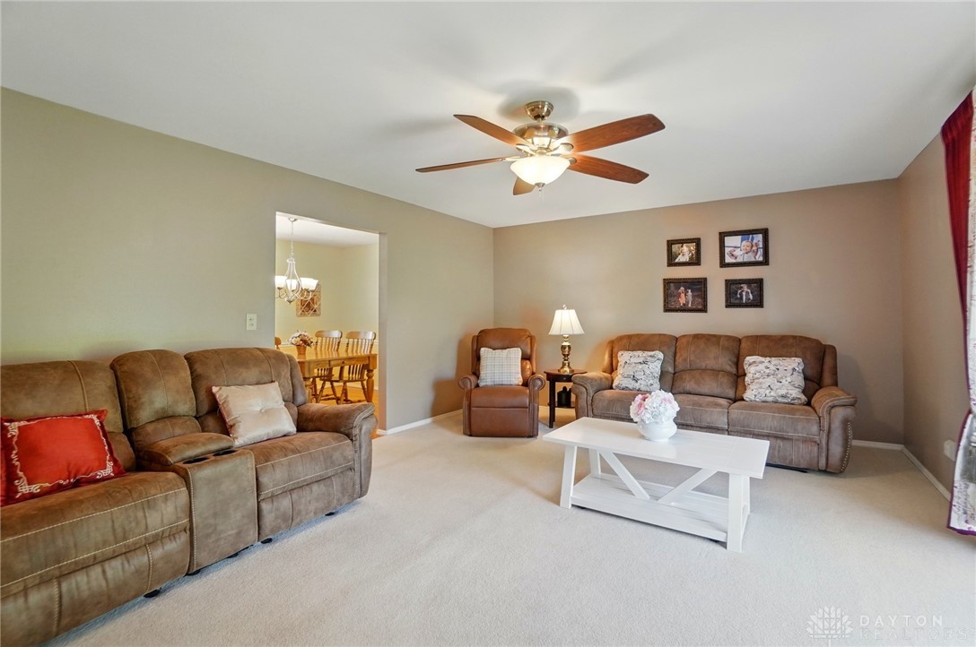 2873 Marigold Drive, Dayton, Ohio image 14
