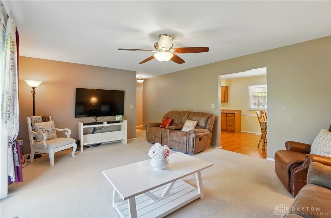 2873 Marigold Drive, Dayton, Ohio image 12