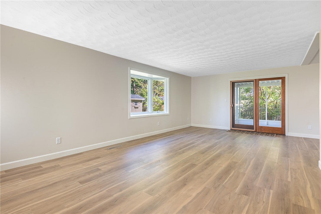 73 Dale Ridge Drive